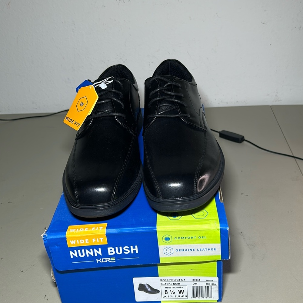 Nunn Bush Kore Pro Black Size 8.5 Wide